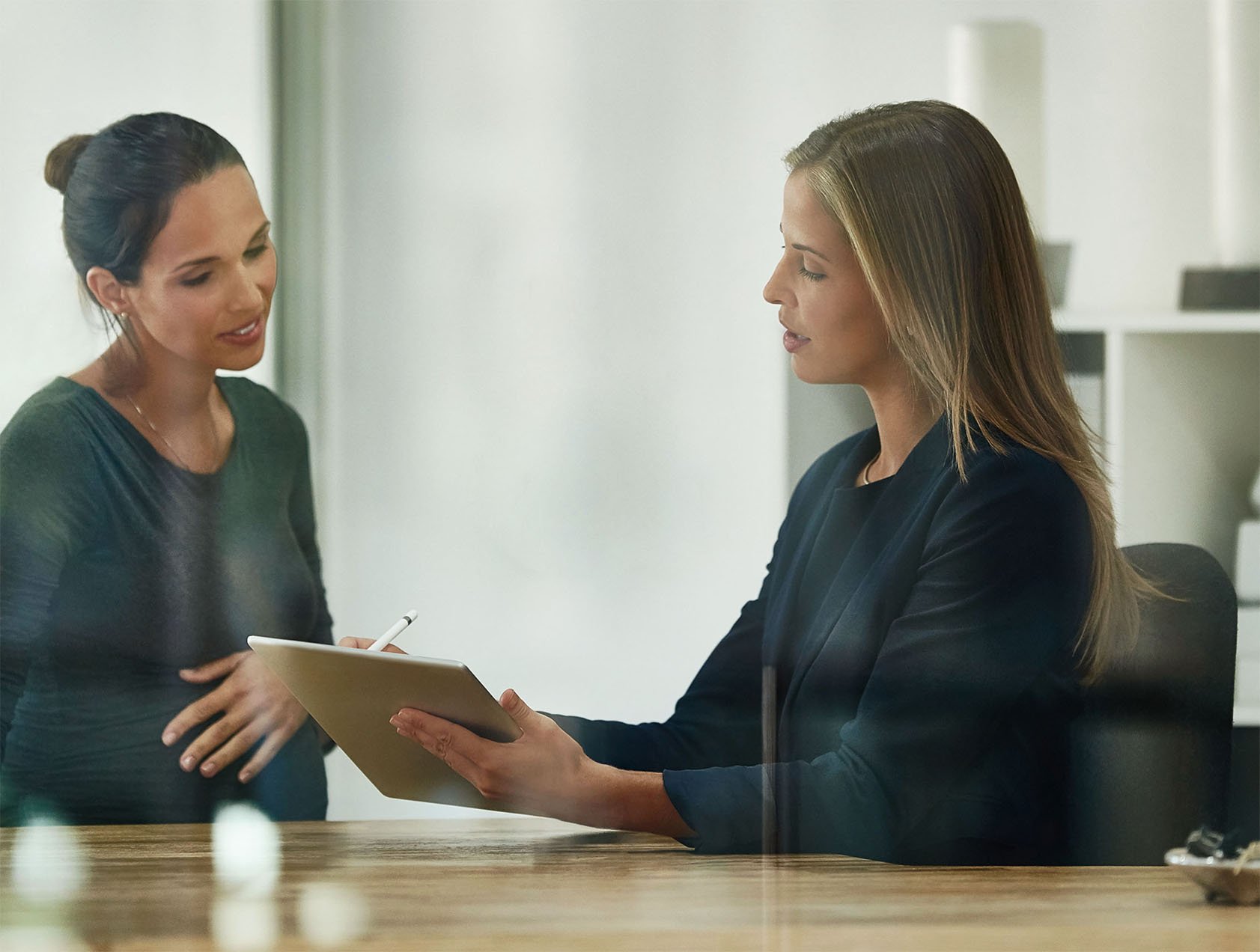 Leader-employee-conversation